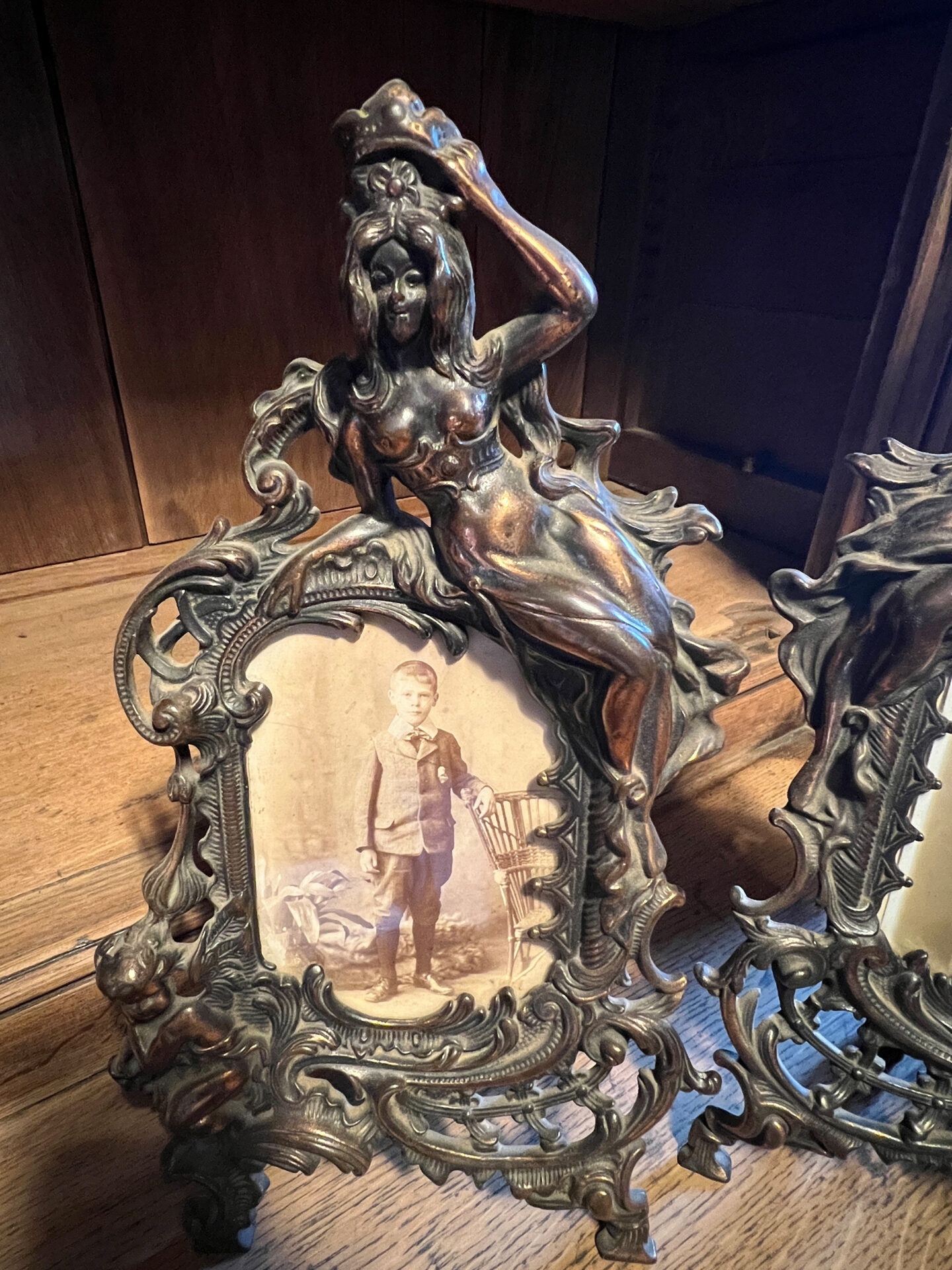Pair of Antique Art Nouveau Goddess & Cherub Bronze Gilded Photo Frames - Image 2