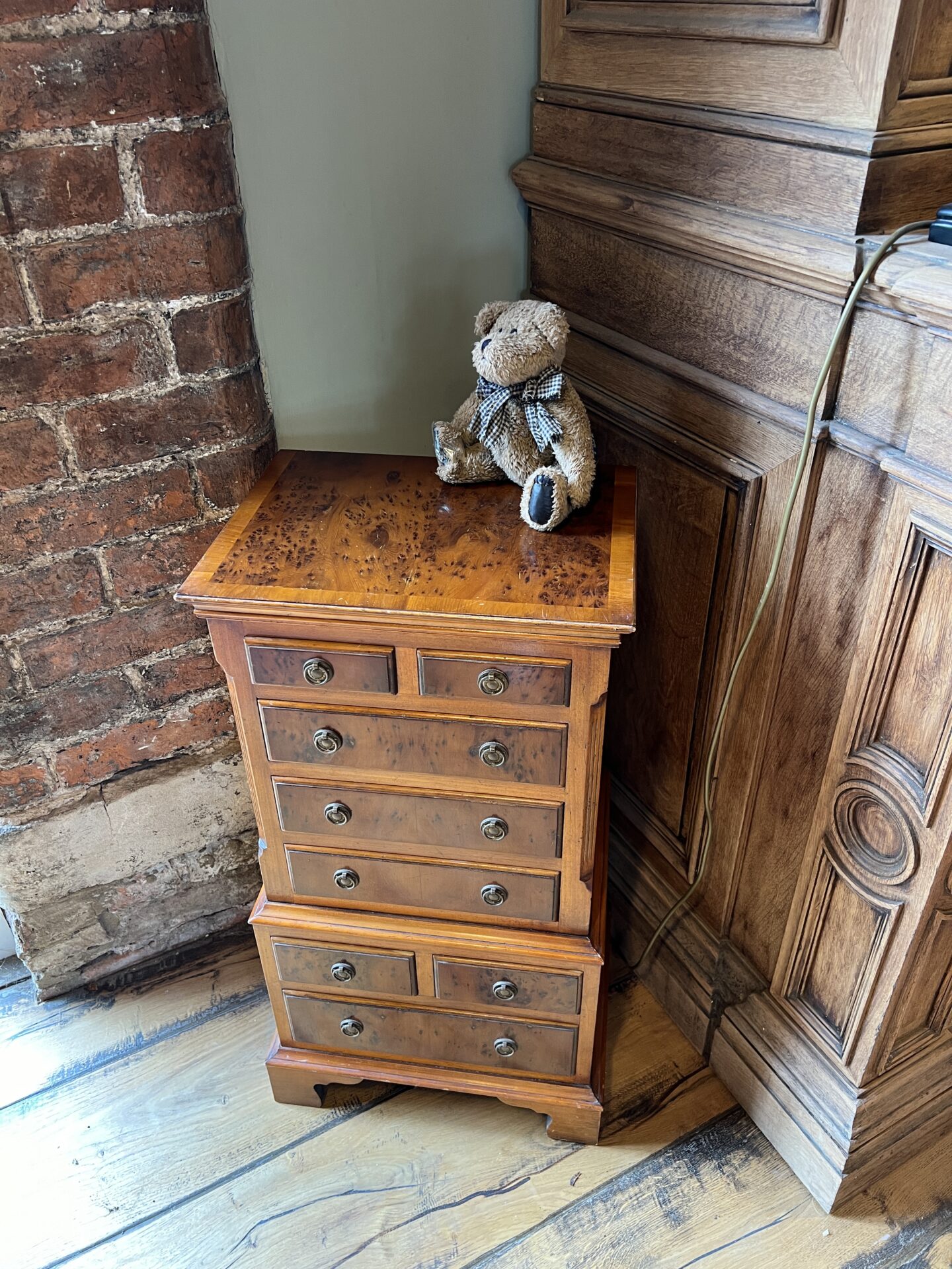 Vintage Burr Walnut Bevan Funnel Miniature Chest on Chest of Drawers - Image 7