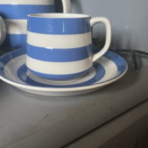 Traditional Vintage T G Green Blue & White Cornishware Coffee Mug & Saucer