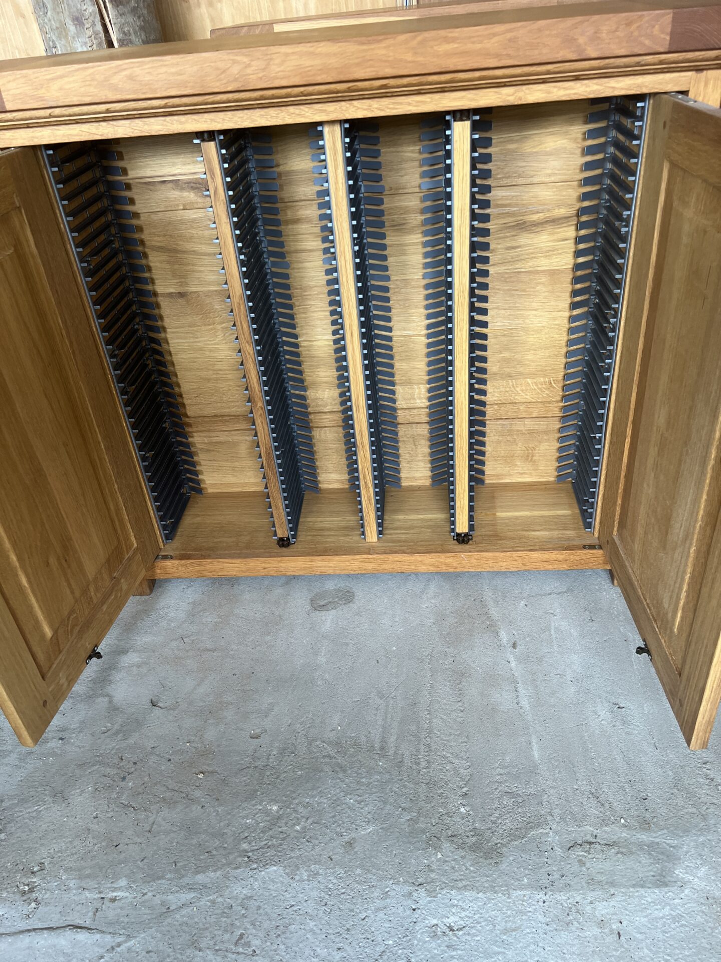 Solid Oak Double Door Unit - Image 7